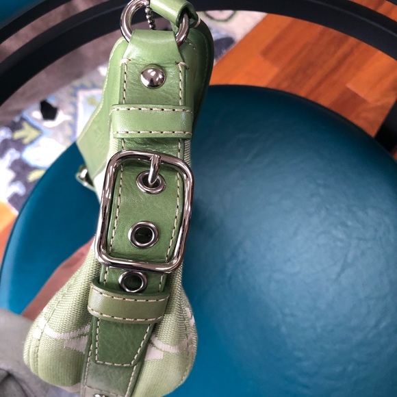 Green Coach Bag - Picture 3 of 3